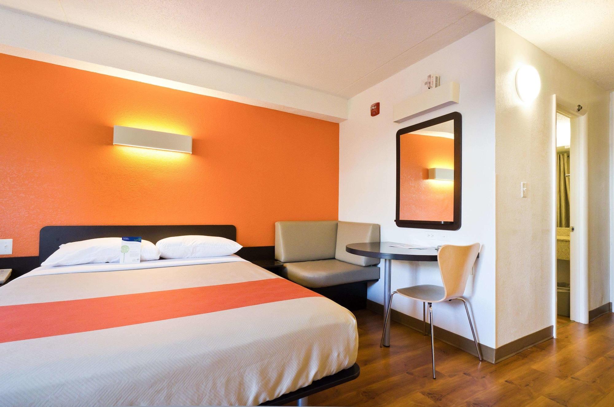 Motel 6-Springfield, Dc - Washington Southwest エクステリア 写真